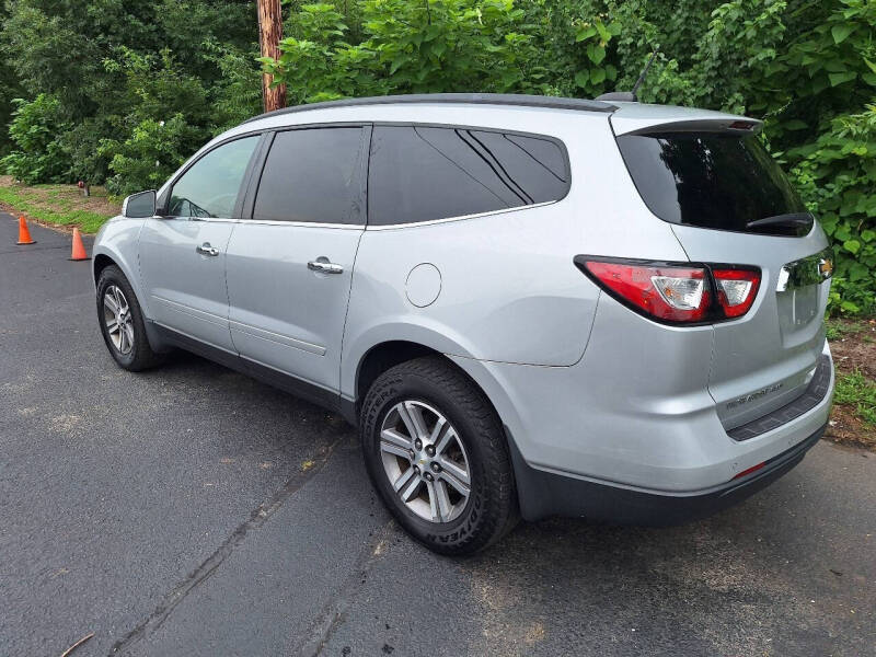 2017 Chevrolet Traverse LT