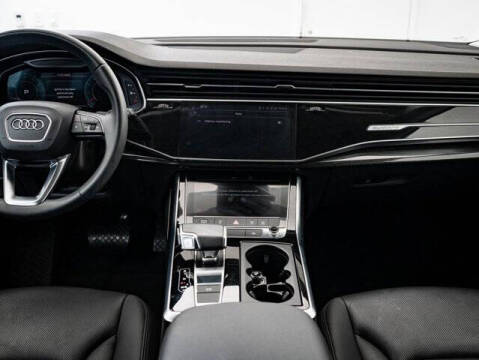 2022 Audi Q7 quattro Premium Plus 55 TFSI