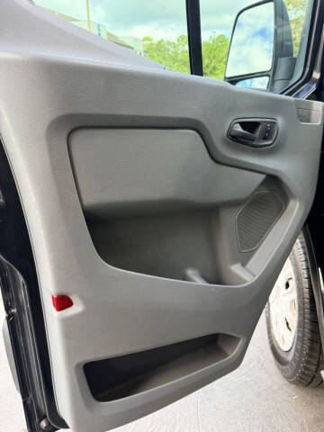 2017 Ford Transit 150