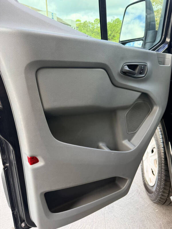 2017 Ford Transit 150