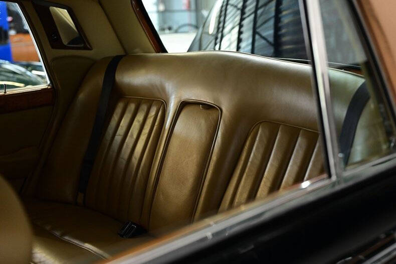 1972 Rolls-Royce SILVER CLOUD LWB