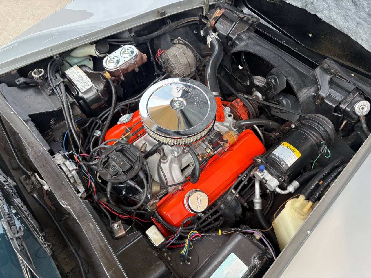 1976 Chevrolet Corvette 38