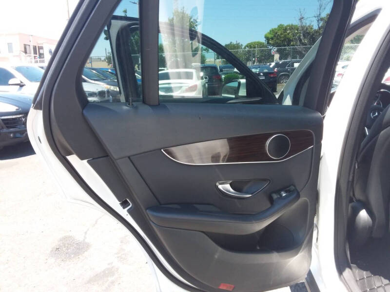 2020 Mercedes-Benz GLC GLC 300