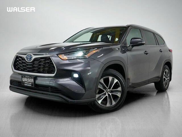 2022 Toyota Highlander Hybrid XLE