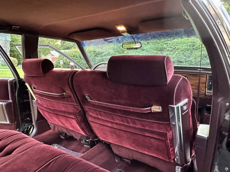 1987 Cadillac Brougham