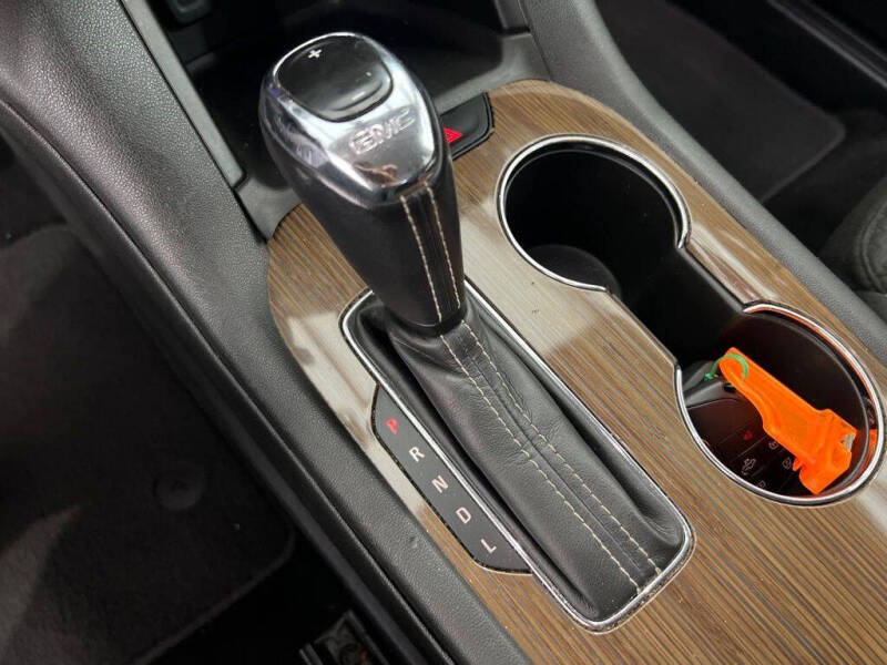 2019 GMC Acadia SLE-1