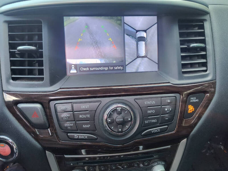 2016 Nissan Pathfinder Platinum