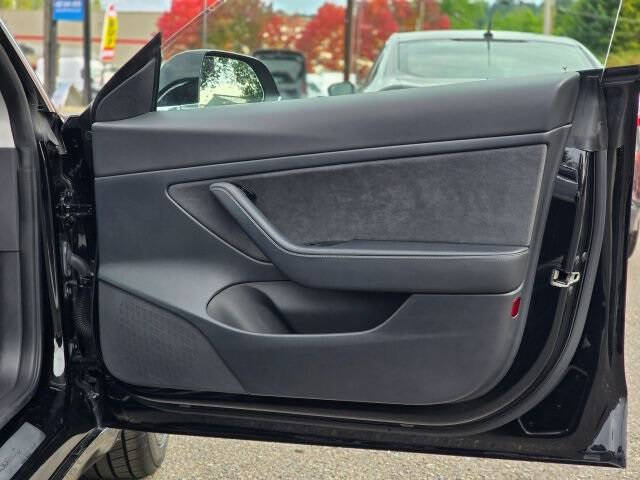 2020 Tesla Model 3 Standard Range Plus