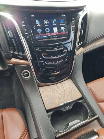 2016 Cadillac Escalade ESV Luxury Collection