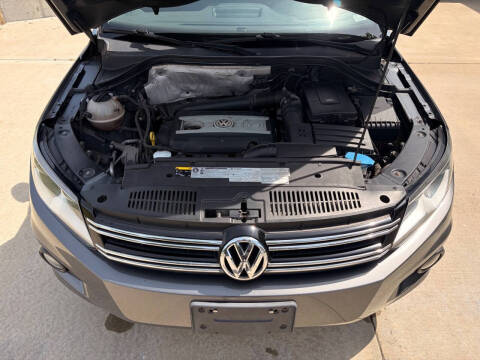 2014 Volkswagen Tiguan S 4Motion