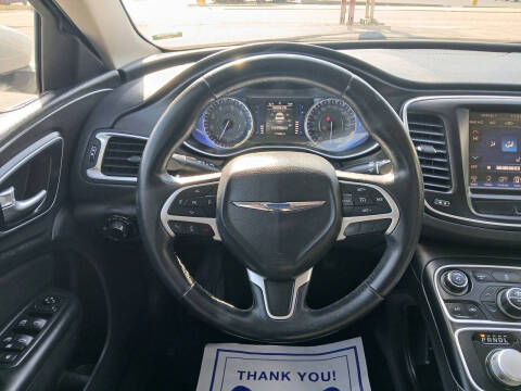 2015 Chrysler 200 Limited