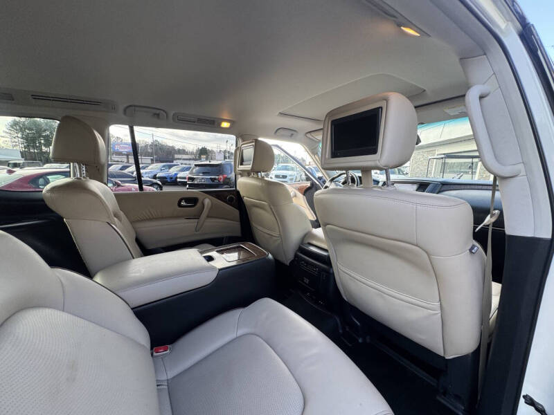 2017 Nissan Armada Platinum