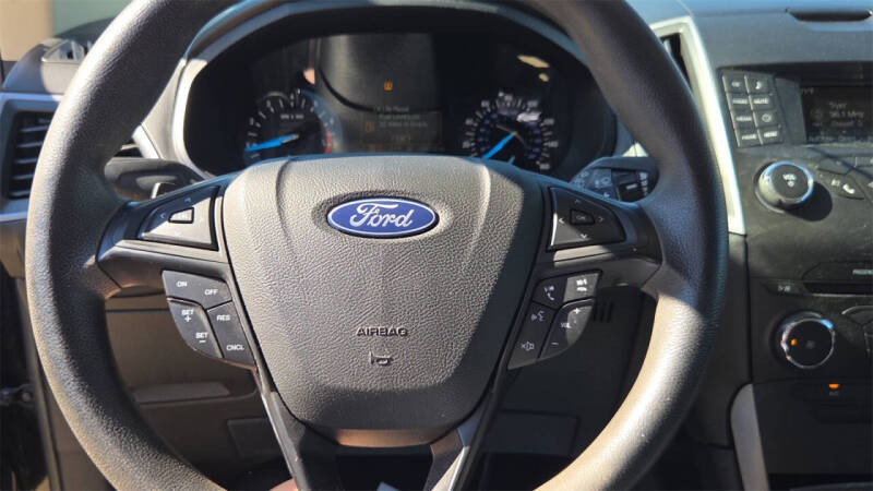 2018 Ford Edge SE
