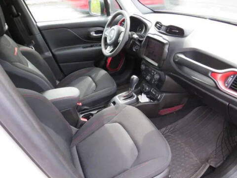 2023 Jeep Renegade Trailhawk