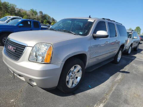 2007 GMC Yukon XL for sale at Angelo's Auto Sales in Lowellville OH