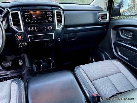 2017 Nissan Titan XD SV