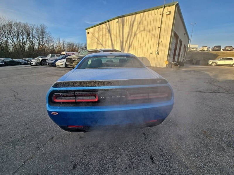 2023 Dodge Challenger SXT