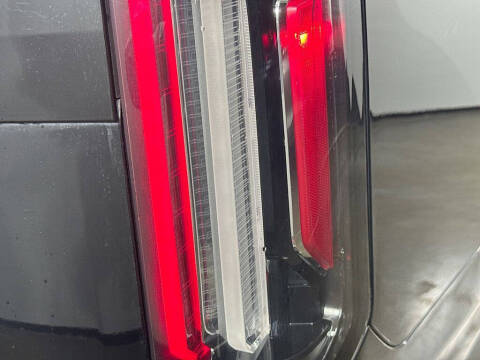 2022 Cadillac Escalade Sport