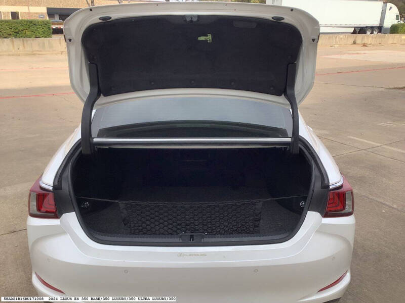 2024 Lexus ES 350