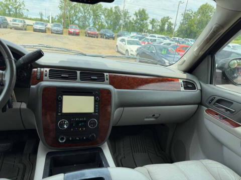 2011 Chevrolet Avalanche LT