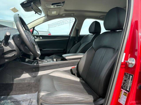 2025 Kia K5 EX
