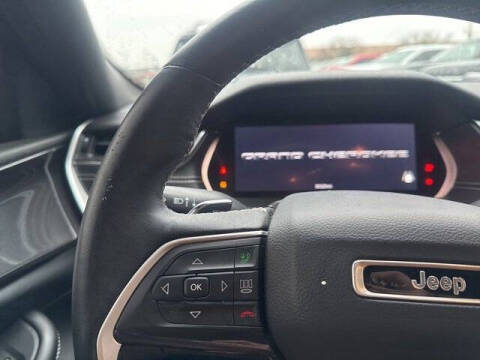 2022 Jeep Grand Cherokee Altitude