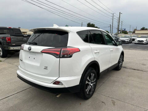 2018 Toyota RAV4 LE