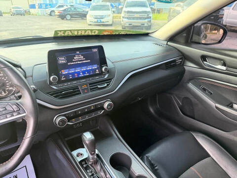 2021 Nissan Altima 2.5 SR
