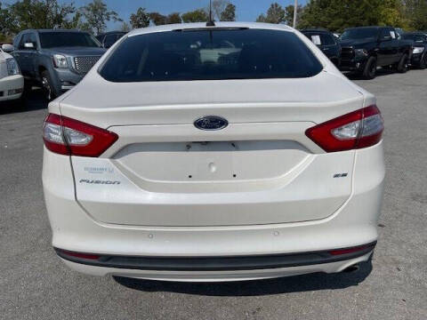 2014 Ford Fusion SE