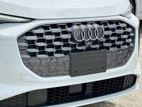 2025 Audi Q5 quattro Premium Plus TFSI