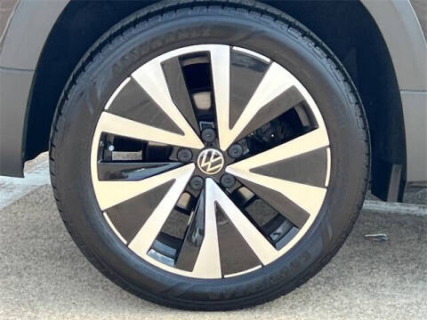 2022 Volkswagen Taos SE