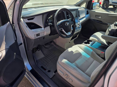 2017 Toyota Sienna