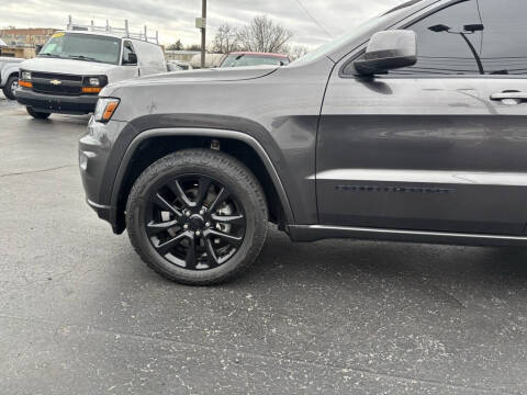 2019 Jeep Grand Cherokee Altitude