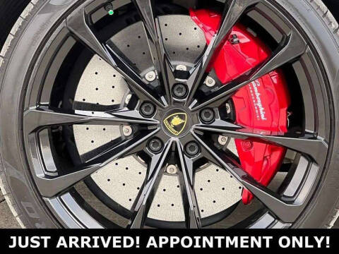 2022 Lamborghini Urus