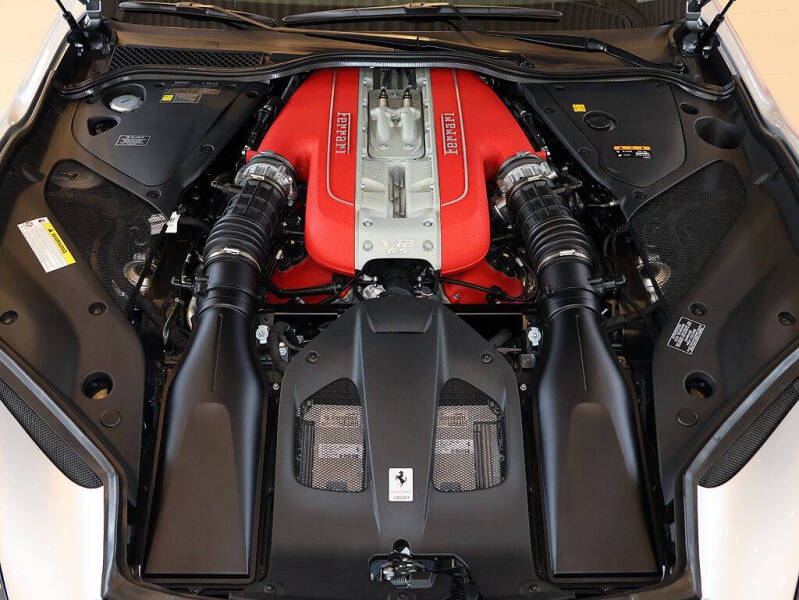 2019 Ferrari 812 Superfast
