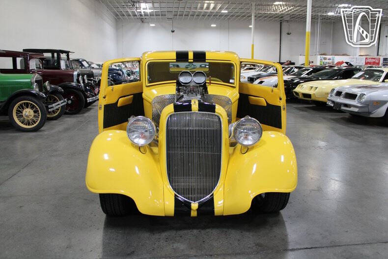 1933 Plymouth 5 Window