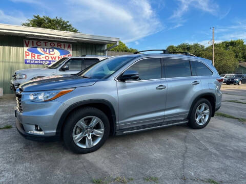 2016 Toyota Highlander for sale at Victoria Pre-Owned in Victoria TX