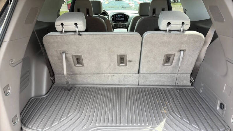 2018 Chevrolet Traverse LT Cloth