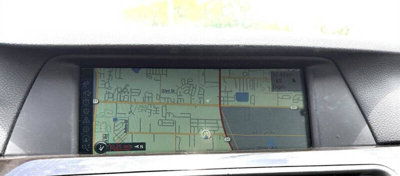 2011 BMW 5 Series 528i