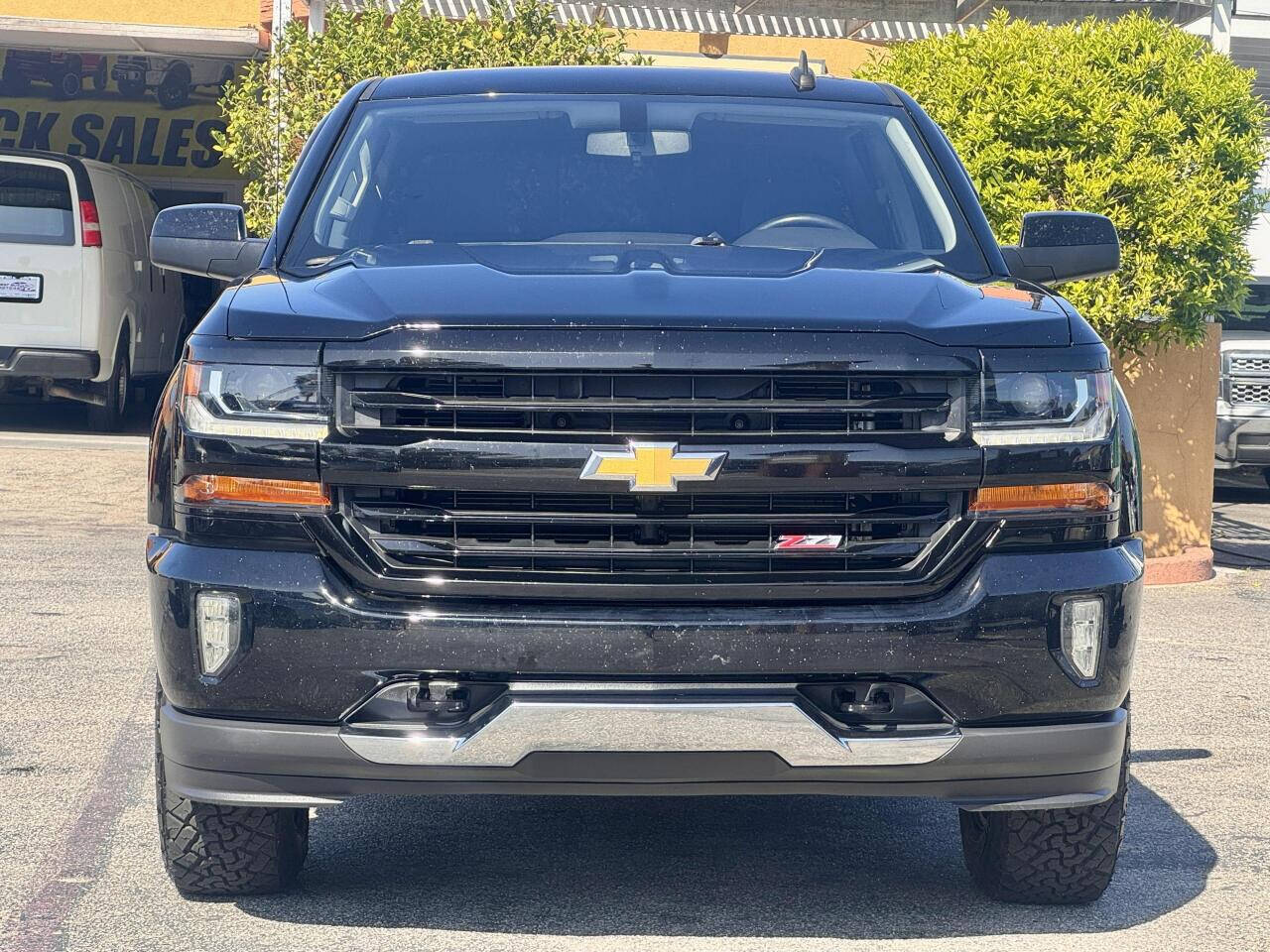 2018 Chevrolet Silverado 1500 for sale at Best Buy Motors in Signal Hill, CA