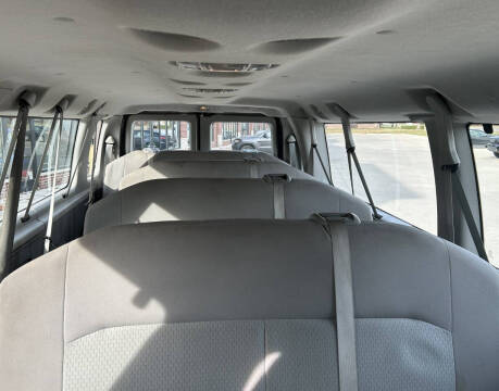 2014 Ford E-Series E-350 SD XL