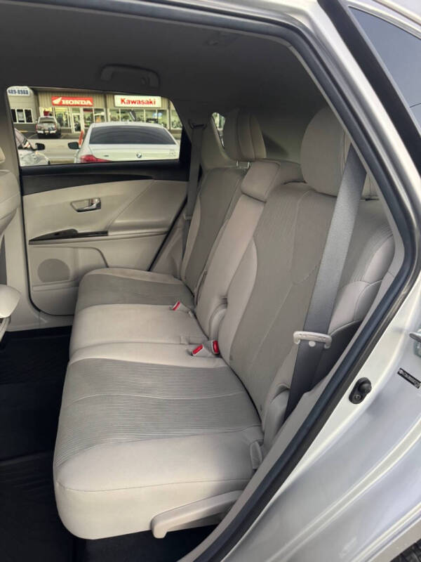 2013 Toyota Venza LE