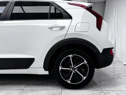 2023 Kia Niro EX