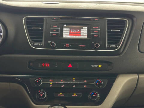 2016 Kia Sedona LX