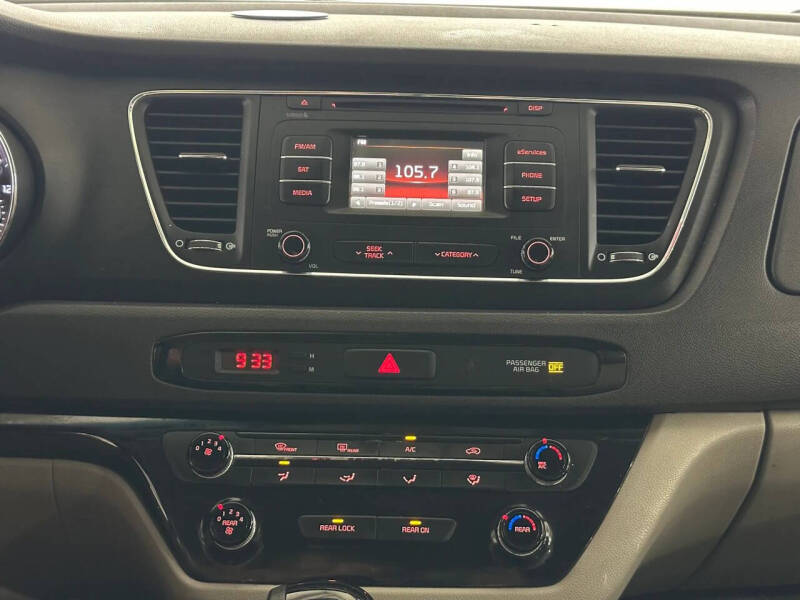 2016 Kia Sedona LX