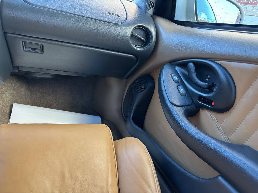 1995 Pontiac Firebird 41