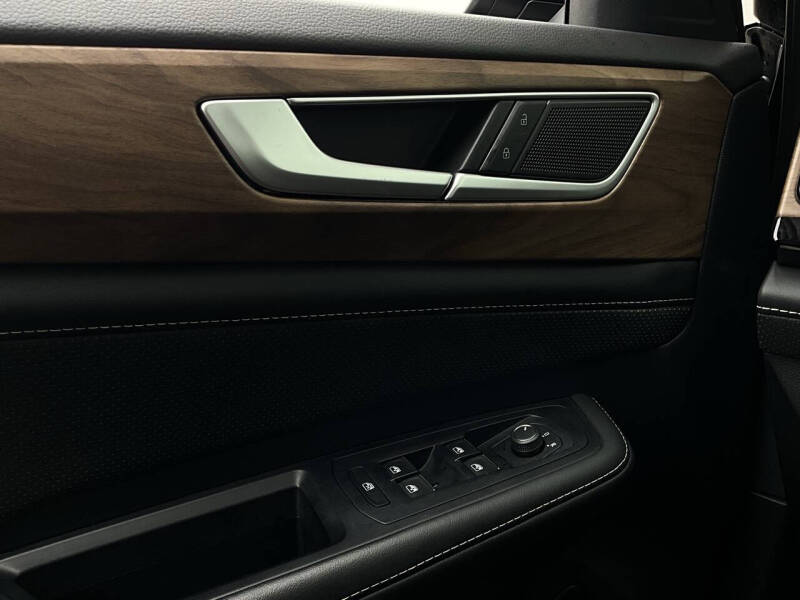 2025 Volkswagen Atlas SE 4Motion