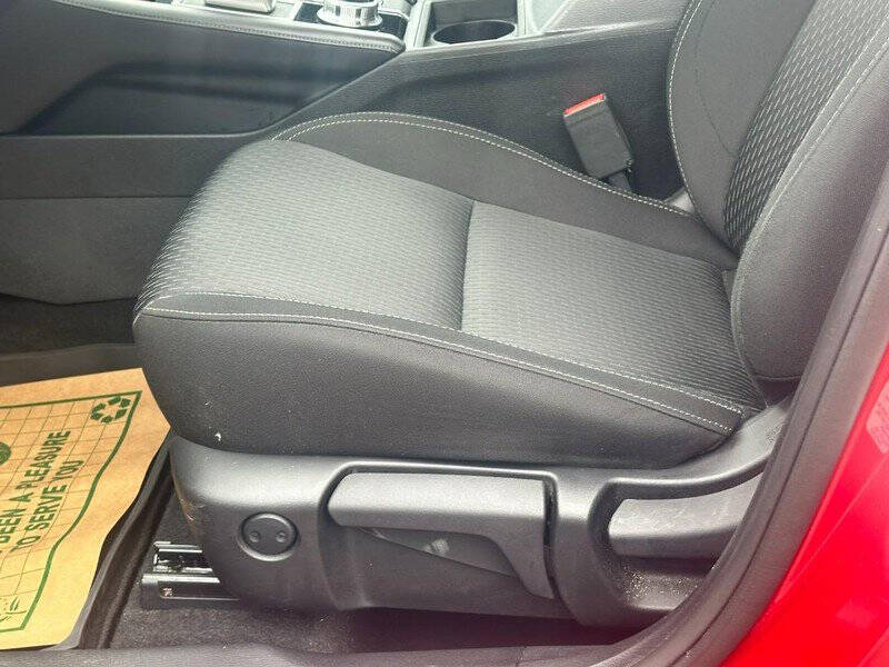 2024 Mitsubishi Outlander ES