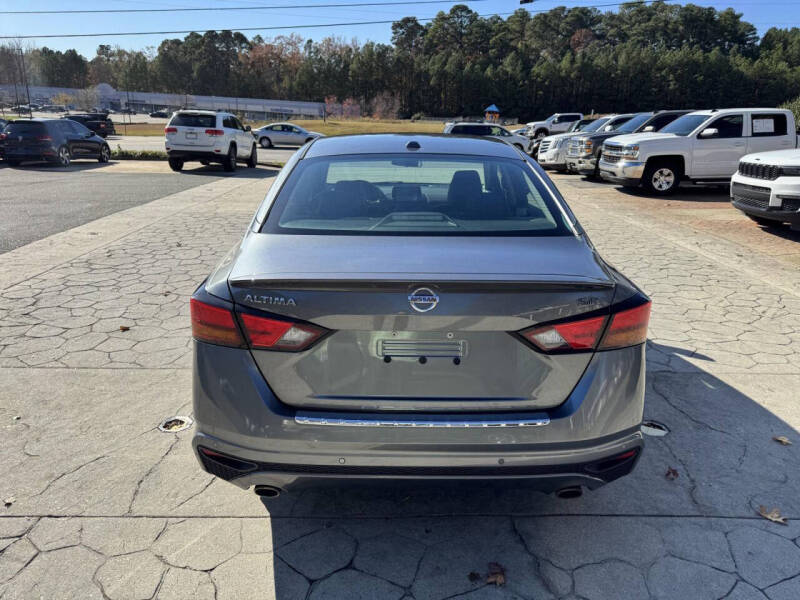 2021 Nissan Altima 2.5 SR