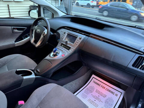 2013 Toyota Prius Three